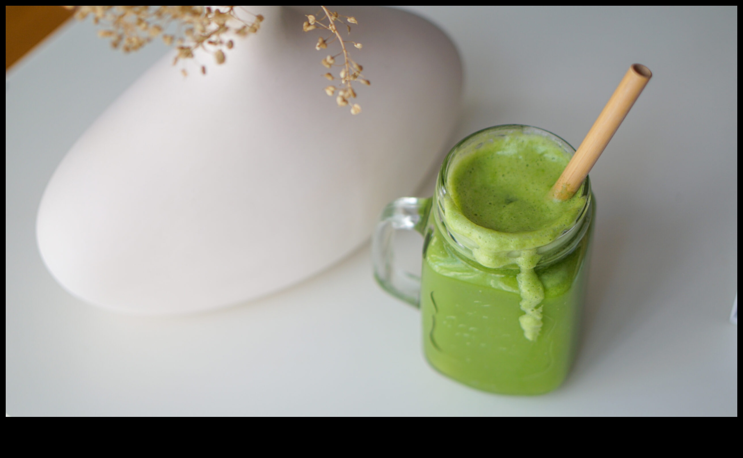 Verde și strălucitor: Îmbunătățirea frumuseții tale naturale cu libații cu frunze